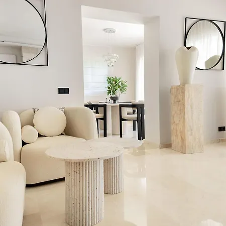 Nord Elegant Getaway Private Pool Villa *