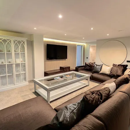 Nord Elegant Getaway Private Pool *